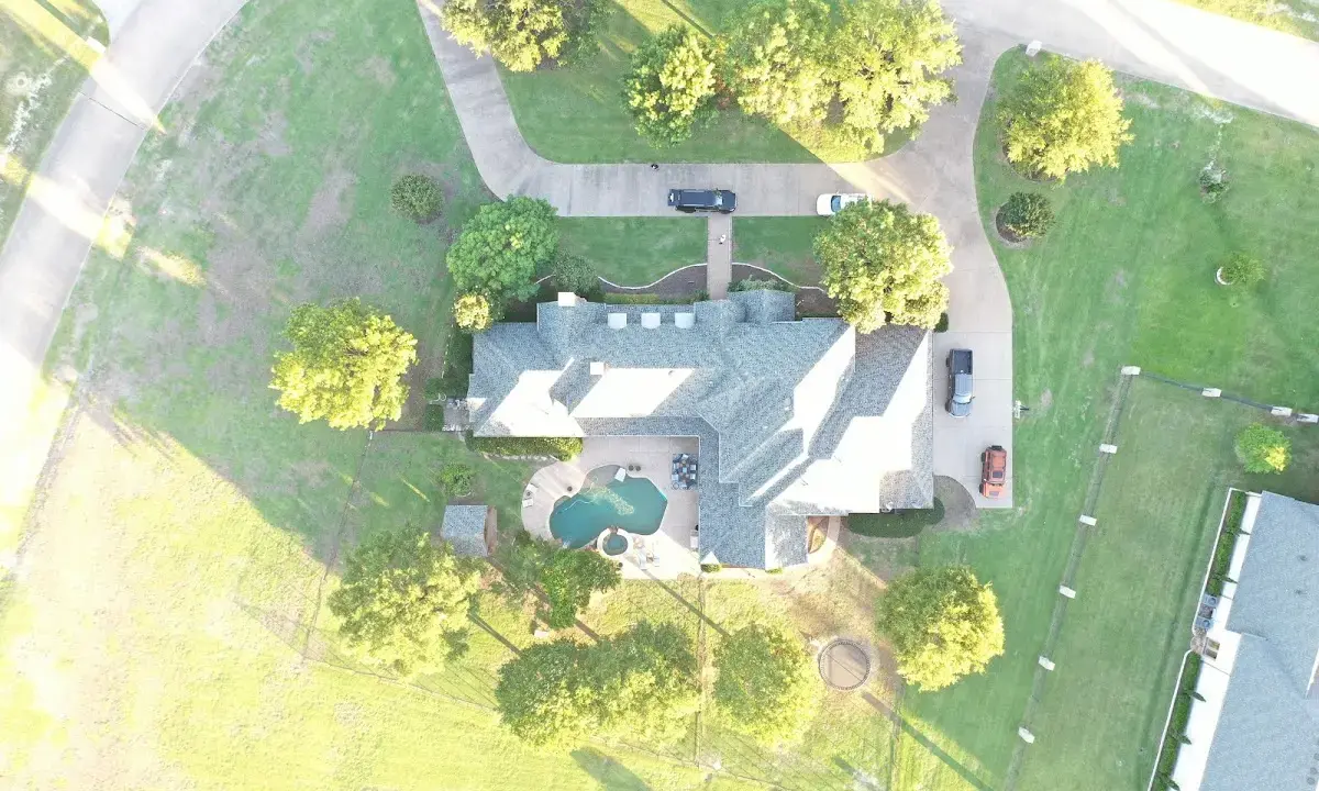 New shingle roof installation on a home in Creve Coeur